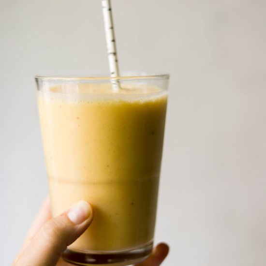 Banana Peach Smoothies