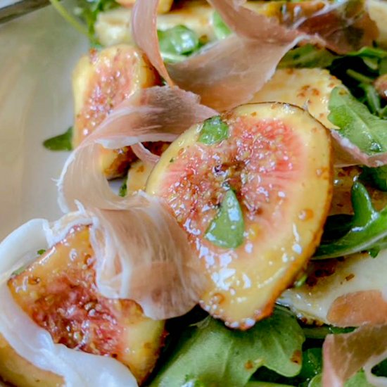 Marinated Fresh Fig And Mozzarella