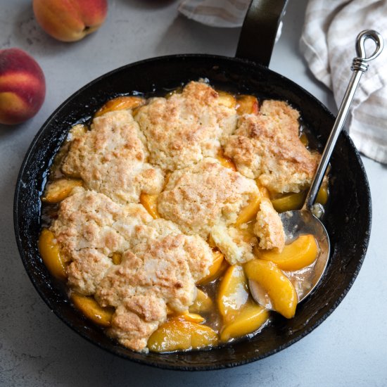 Old Fashioned Peach Cobbler