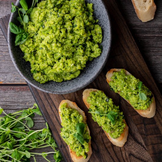 Simple Fava Bean Crostini