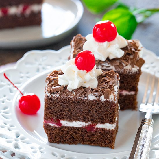 Eggless Black Forest Pastry