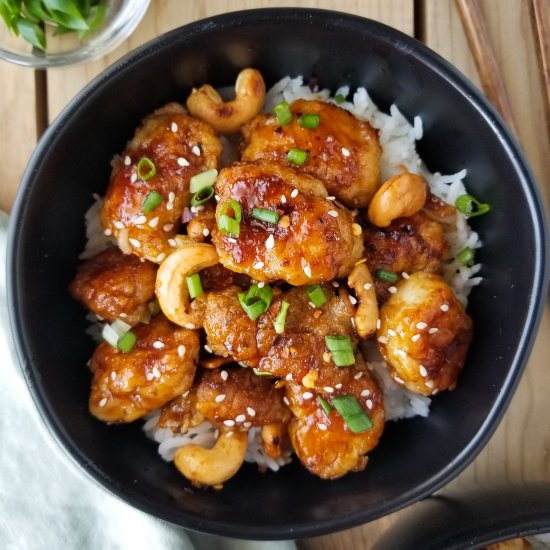 crispy spicy cashew chicken