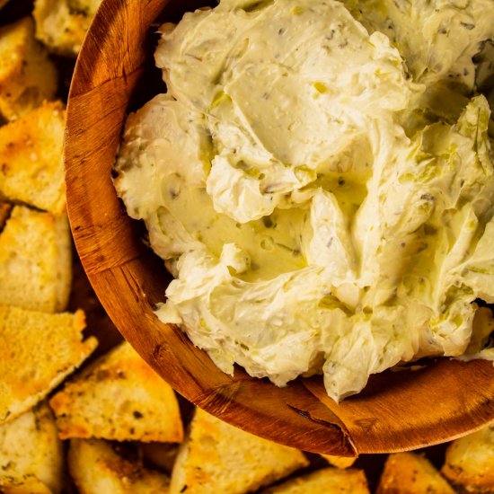 Pepperoncini Dip with Bagel Chips