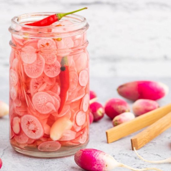 Quick Pickled Radishes