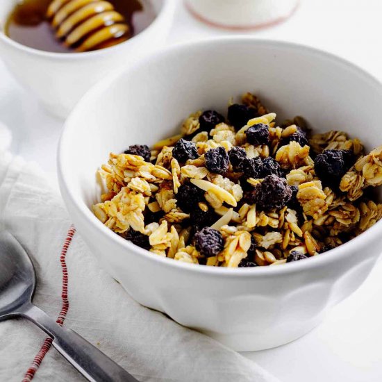 Blueberry Granola