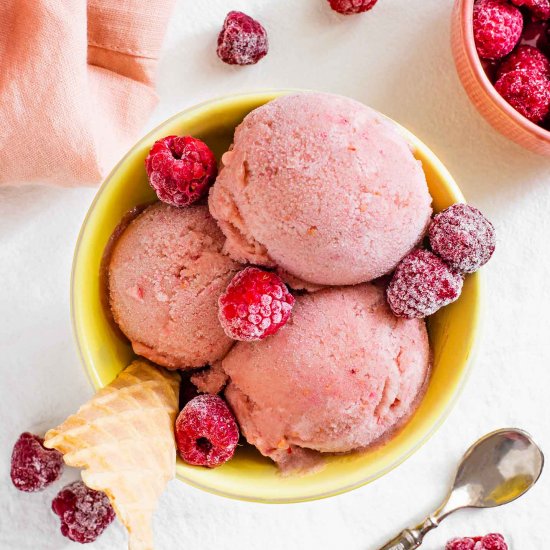 Simple Raspberry Nice Cream