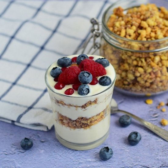 Vegan Yogurt Parfait With Granola