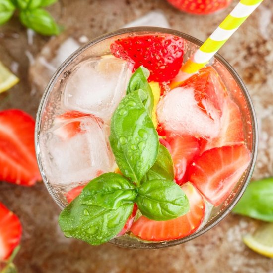 Strawberry Basil Bourbon Cocktail