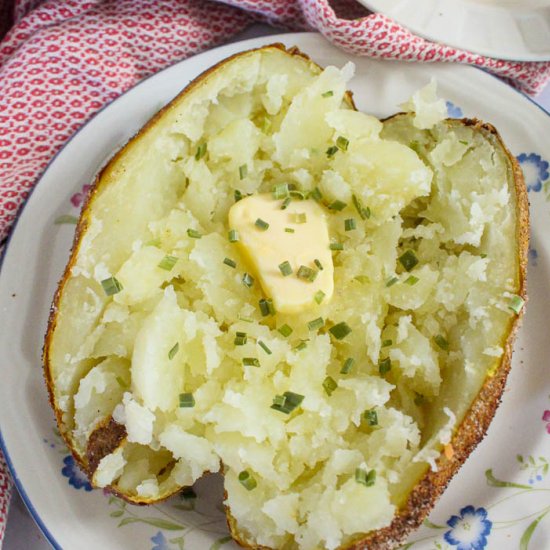 Perfect air fryer baked potato