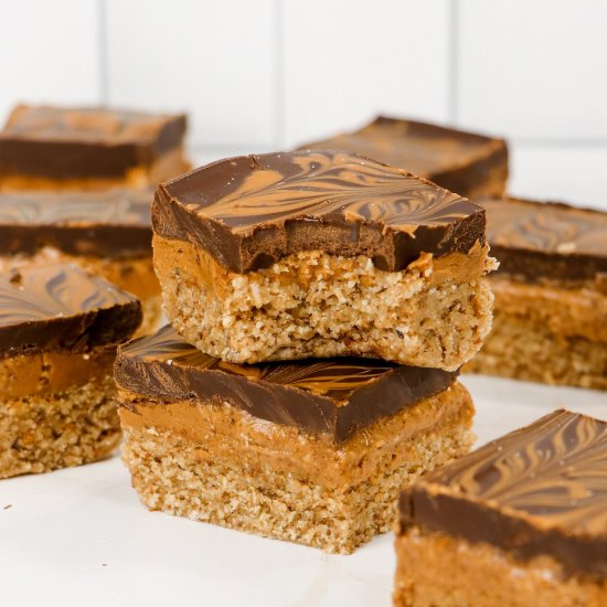 No-Bake Cookie Butter Oat Squares