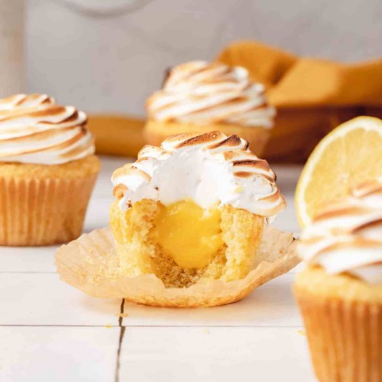 Lemon Meringue Cupcakes