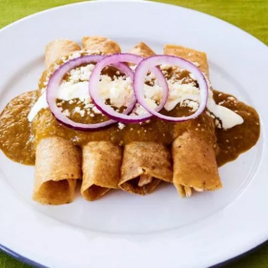 Chicken Enchiladas with Salsa Verde