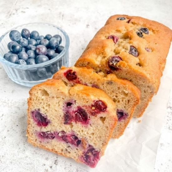 Gluten free Blueberry Banana Bread