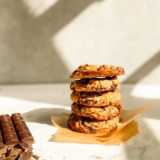 Caramel Cornflake Chocolate Cookies