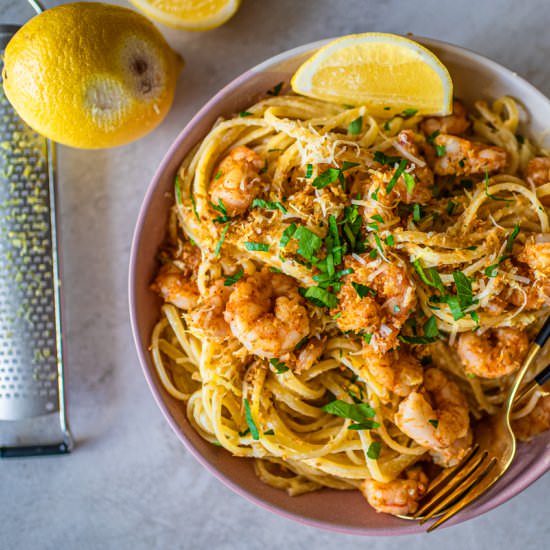 CREAMY LEMON PRAWN LINGUINE