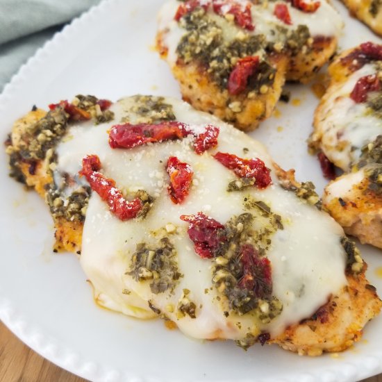 pesto chicken parmesan