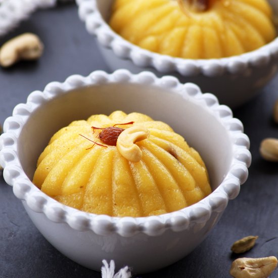 Indian Mango Semolina Pudding