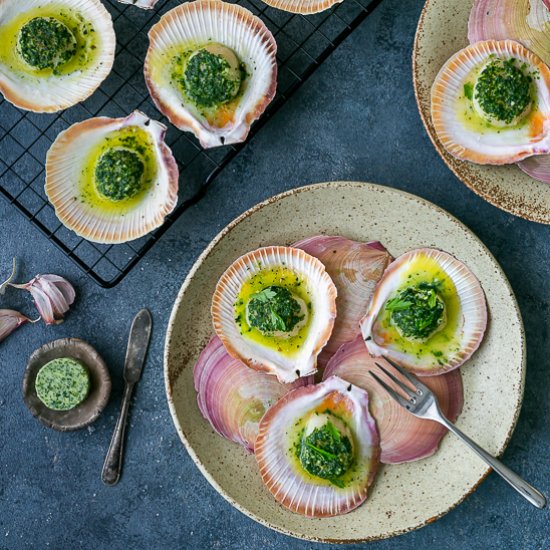 Scallops baked in Garlic Butter