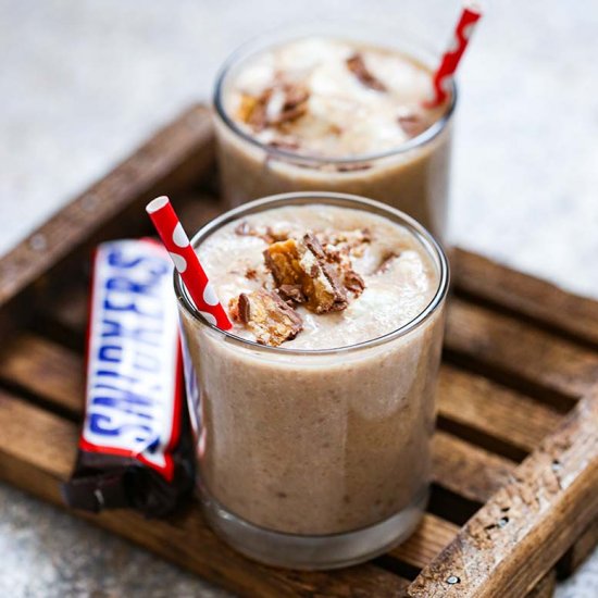 homemade snickers milkshake recipe