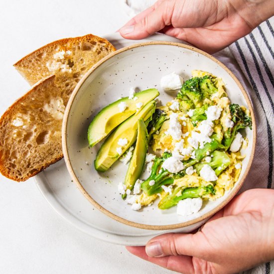 5 Ingredient Broccoli Egg Bowls