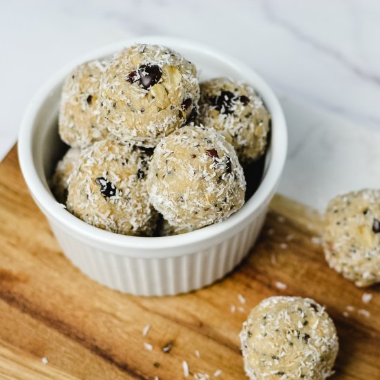 Peanut Butter Coconut Energy Balls