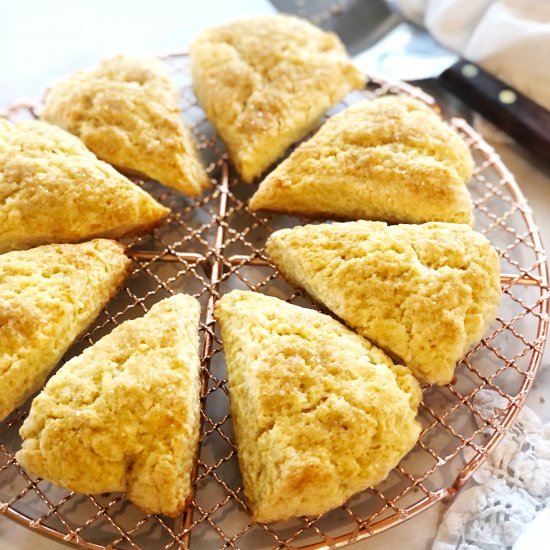 Vanilla Cream Scones