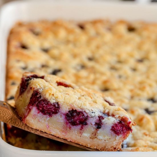 Blackberry Pie Bars