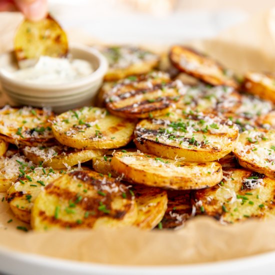 BEST Grilled Potatoes (with Aioli)