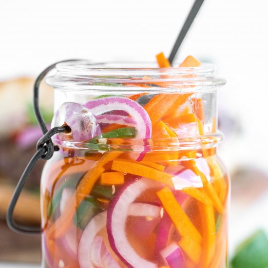 Quick Pickled Vegetables