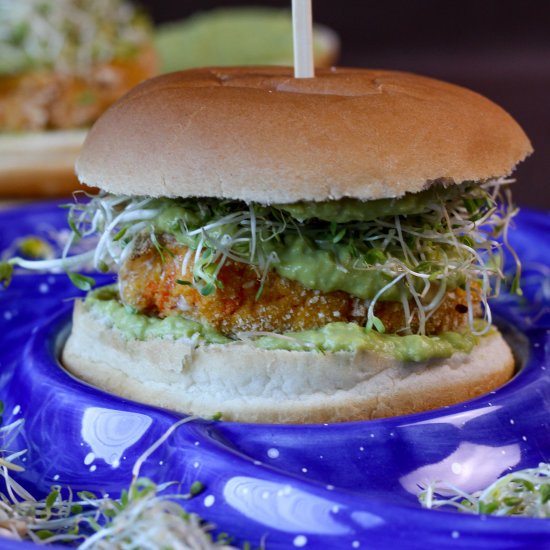 Carrot burgers with pea sauce