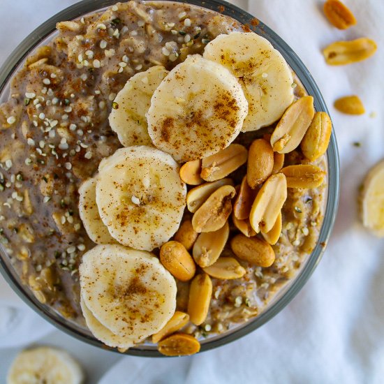 Quick Peanut Butter + Banana Oats