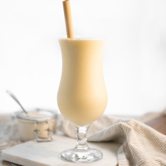 Healthy Pineapple Smoothie (Vegan)