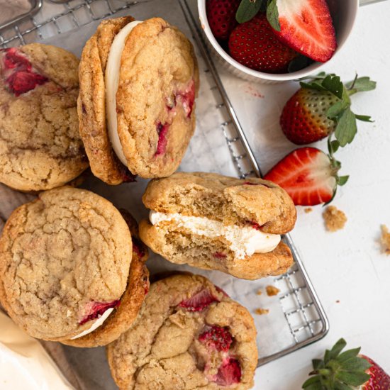 Strawberry Cheesecake Cookies