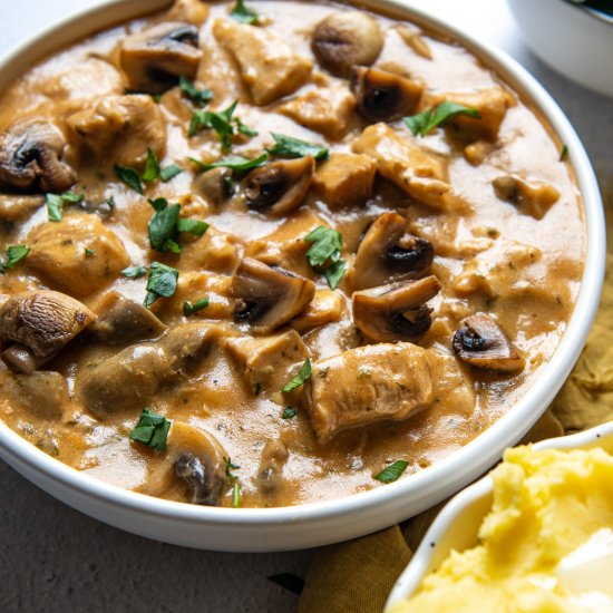 Creamy Chicken Stroganoff