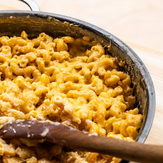 Smoked Beer Mac and Cheese