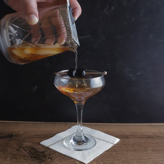 Classic Bourbon Manhattan Cocktail