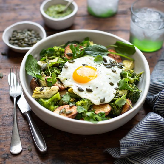 Warm salad of broccoli, new potato