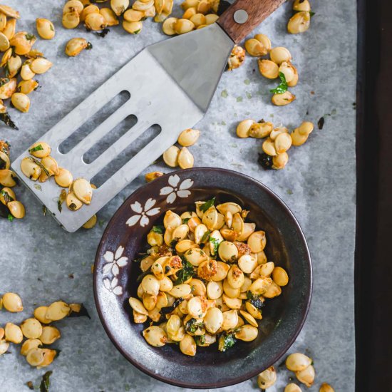 Roasted Delicata Squash Seeds