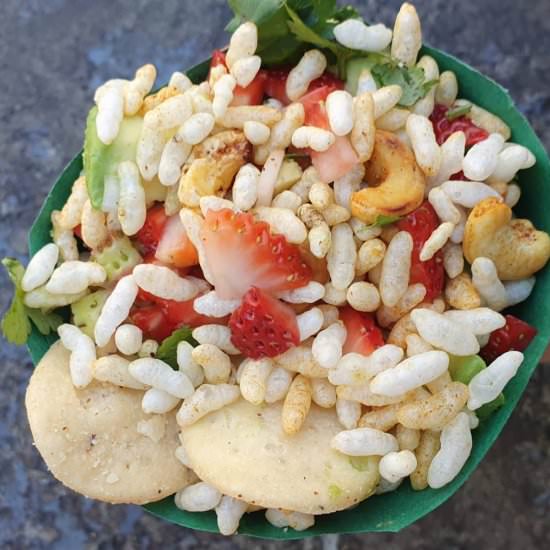 Strawberry bhelpuri chaat