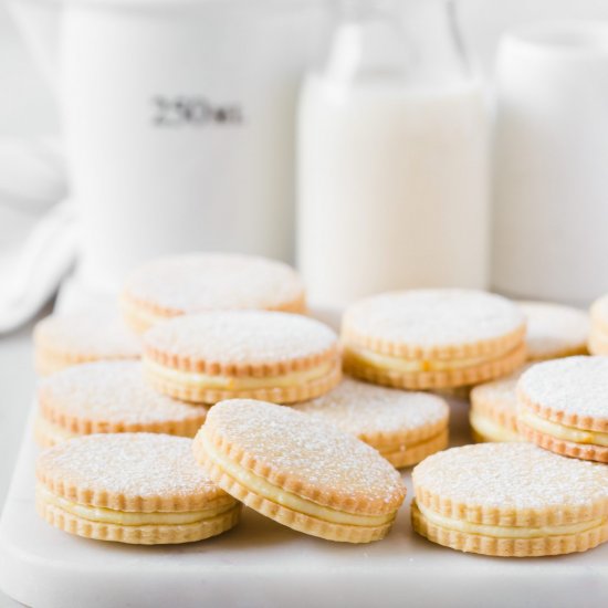 Vanilla & OrangeSandwich Cookies