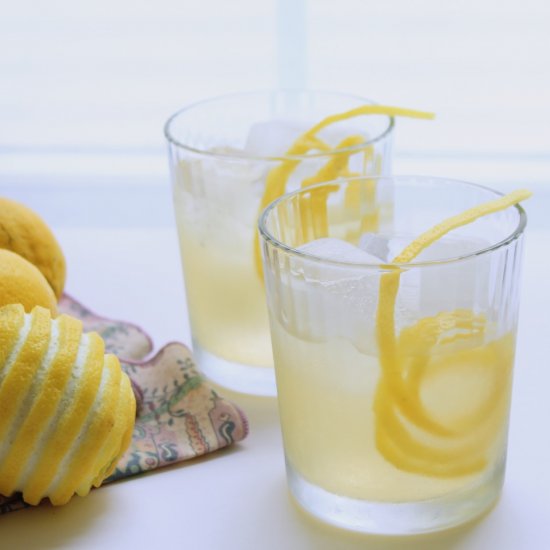 Lemon Ginger Vodka Cooler