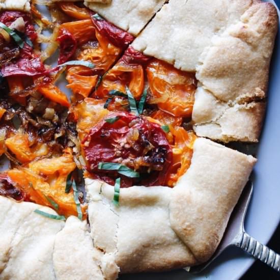 Tomato Galette w Caramelized Onion