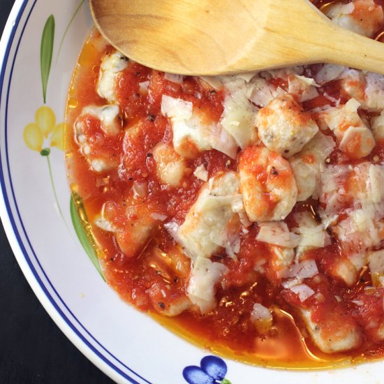 Ricotta gnocchi with tomato sauce