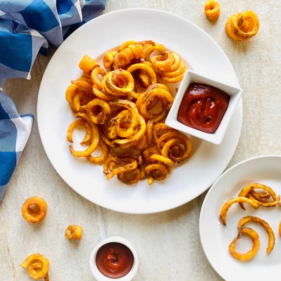 Frozen Curly Fries in Air Fryer