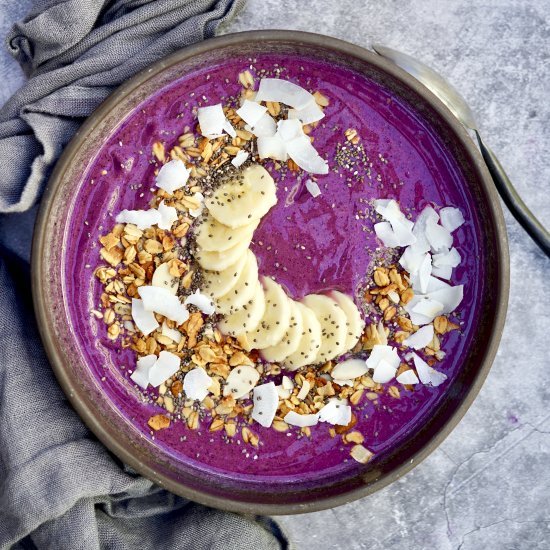 Blueberry-Papaya Smoothie Bowl