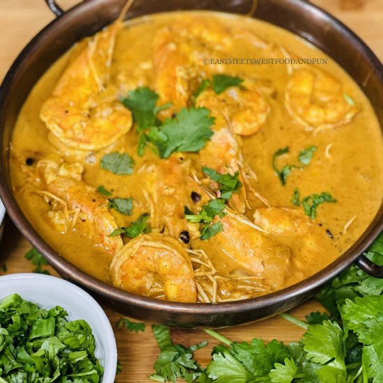 Amazing Creamy Coconut Shrimp Curry