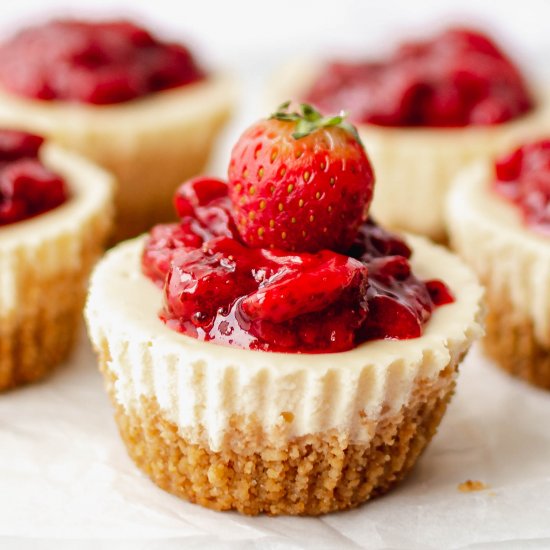 Mini Strawberry Cheesecake