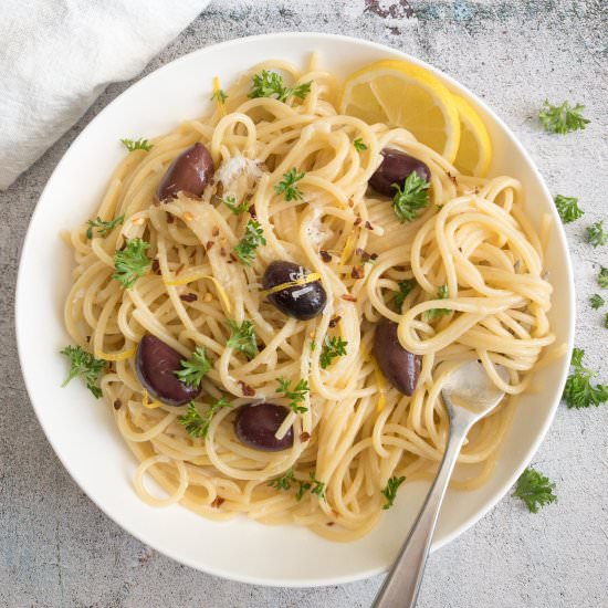 Aglio e Olio with Lemon & Olives