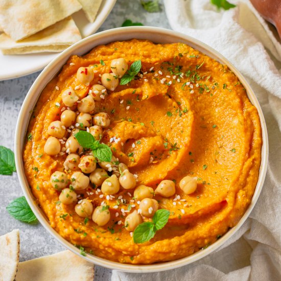 ROASTED PUMPKIN HUMMUS