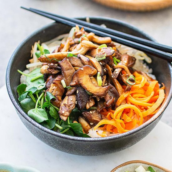 Mixed mushroom donburi (rice bowl)